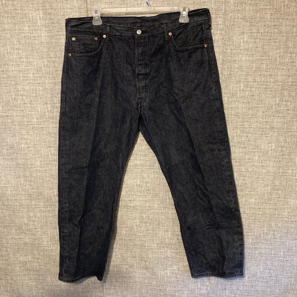 Levis 501 Jeans Size 42x30 (40x28) Dark Straight Leg Medium Wash Button Fly